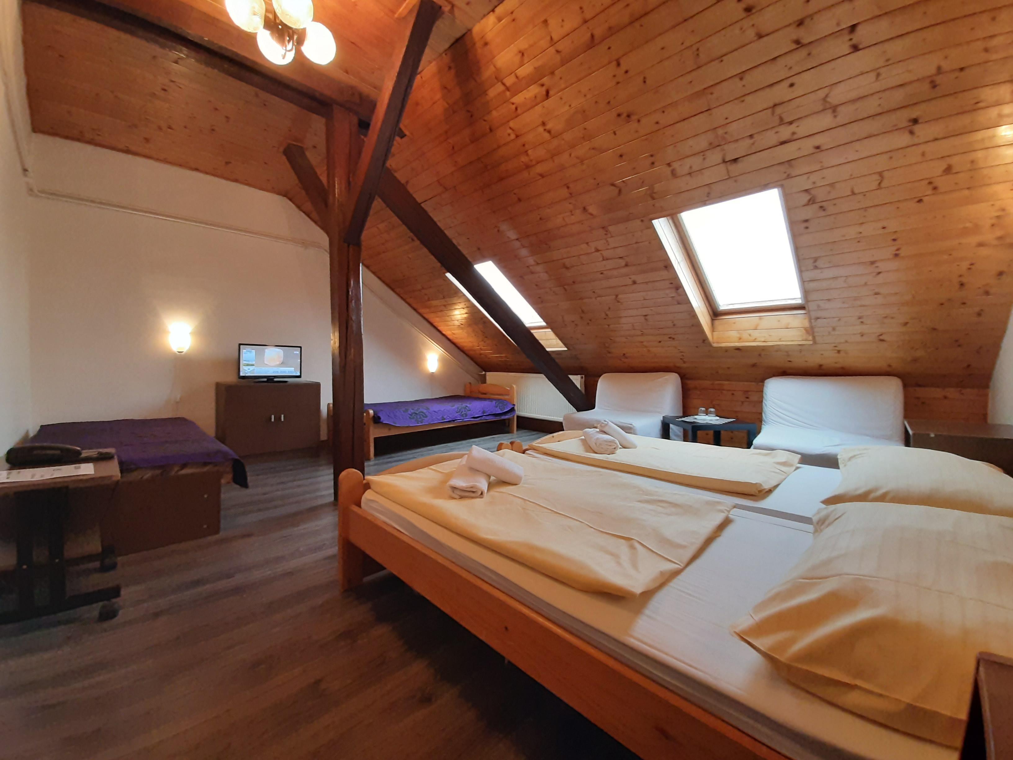 Hotel Olga Прага Екстериор снимка