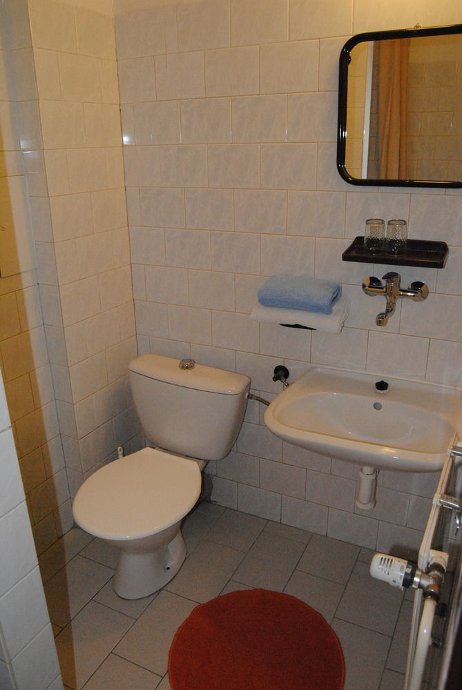 Hotel Olga Прага Екстериор снимка