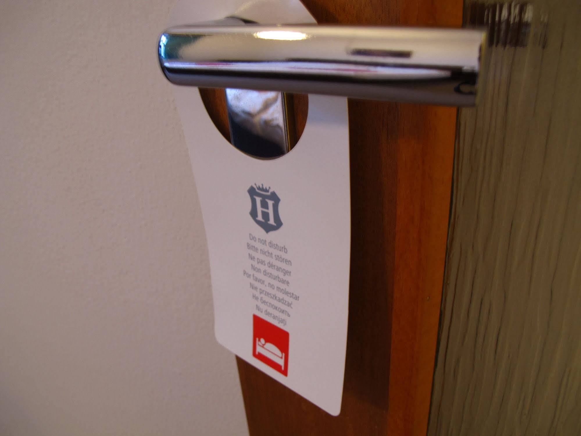 Hotel Olga Прага Екстериор снимка